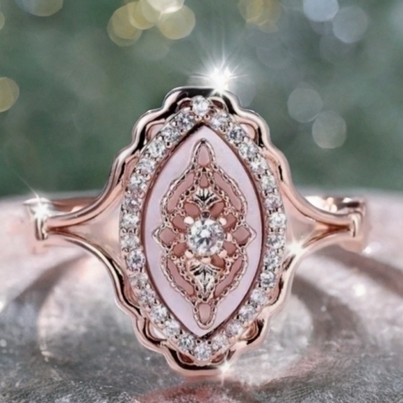 Modcloth Vintage Victorian Rose Gold Ring 2 Sz 9 17$